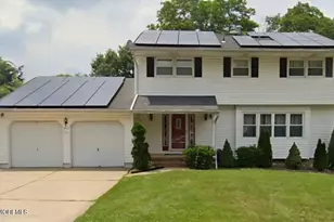 7 Stradford Rd, Sayreville, NJ 08859 - Photo 1