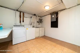 8 Winsor Ct, Sayreville, NJ 08872 - Photo 25