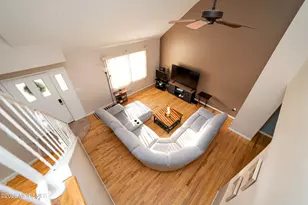 8 Winsor Ct, Sayreville, NJ 08872 - Photo 7