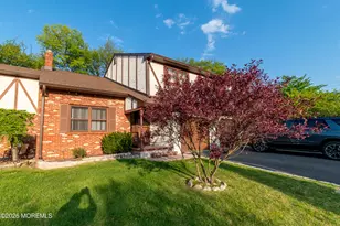 8 Winsor Ct, Sayreville, NJ 08872 - Photo 3