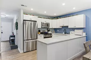 40 Lexington Cir, Matawan, NJ 07747 - Photo 7