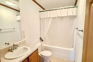 16 Easy St, Freehold, NJ 07728 - Photo 17