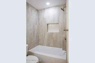 275 Green Street #5L7, Edgewater Park, NJ 08010 - Photo 11