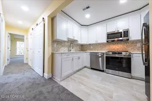 275 Green St, Edgewater Park, NJ 08010 - Photo 7