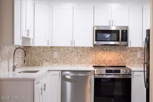 275 Green St, Edgewater Park, NJ 08010 - Photo 5