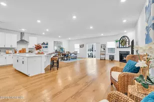 805 Aviator Ave, Marlboro Township, NJ 07746 - Photo 7