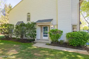 12 Stuart Dr, Freehold, NJ 07728 - Photo 49