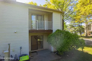 12 Stuart Dr, Freehold, NJ 07728 - Photo 25
