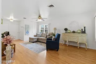 212D Huntington Dr, Lakewood, NJ 08701 - Photo 7