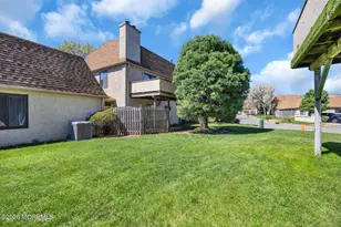 9 Carriage Pl, Edison, NJ 08820 - Photo 21