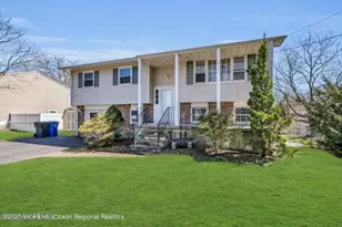 815 Royal Ln, Toms River Township, NJ 08753 - Photo 5