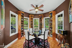 6 Carousel Ct, Millstone Township, NJ 08510 - Photo 25