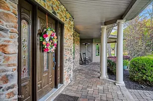 6 Carousel Ct, Millstone Township, NJ 08510 - Photo 5