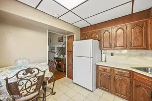 2 Beaver St, Hazlet Township, NJ 07730 - Photo 17