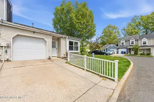 56 Thorne Ln, Matawan, NJ 07747 - Photo 33