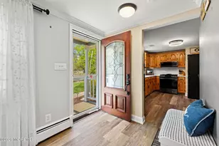 337 Manalapan Rd, Spotswood, NJ 08884 - Photo 5