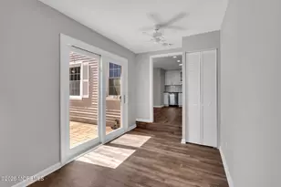 81 D Parkway Dr, Freehold, NJ 07728 - Photo 17