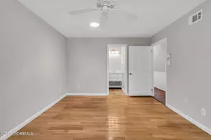 81 D Parkway Dr, Freehold, NJ 07728 - Photo 25