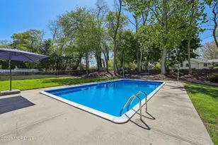 40 Stratford Dr, Manalapan Township, NJ 07726 - Photo 17