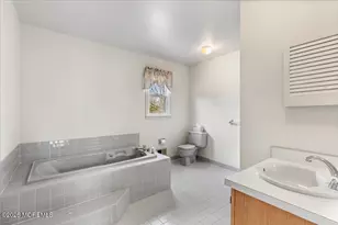 4 Arie Dr, Marlboro Township, NJ 07746 - Photo 27