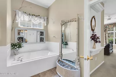 52 Summerwinds Drive, Lakewood, NJ 08701 - Photo 17