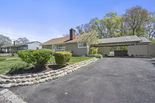 710 Fletcher Dr, Neptune Township, NJ 07753 - Photo 3