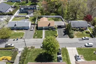 710 Fletcher Dr, Neptune Township, NJ 07753 - Photo 43