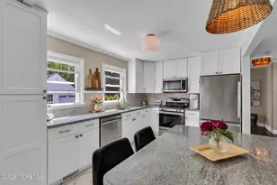 52 Thomas Ave, Shrewsbury, NJ 07702 - Photo 11