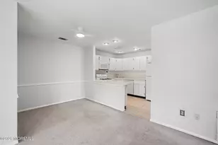 8 Lafayette Ct, North Brunswick Township, NJ 08902 - Photo 13