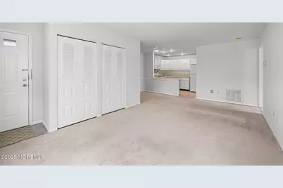 8 Lafayette Court, North Brunswick Township, NJ 08902 - Photo 9