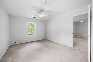 8 Lafayette Ct, North Brunswick Township, NJ 08902 - Photo 19