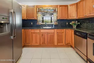 6 Wister Pl, Matawan, NJ 07747 - Photo 5