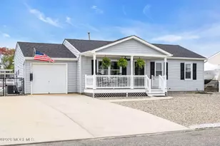 7 Hollywood Blvd S, Forked River, NJ 08731 - Photo 3