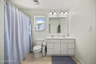 717 Main St, Belford, NJ 07718 - Photo 17