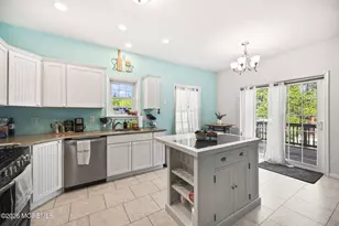 717 Main St, Belford, NJ 07718 - Photo 9