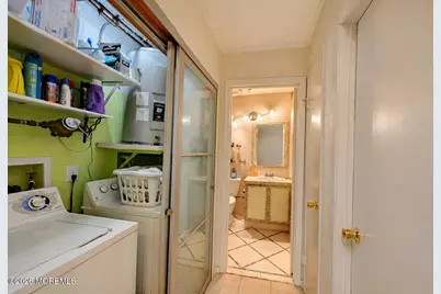 220 Medford Court #B, Manalapan Township, NJ 07726 - Photo 23