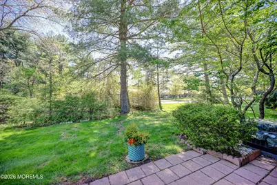 220 Medford Court #B, Manalapan Township, NJ 07726 - Photo 27