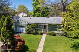 846 Center St, Red Bank, NJ 07701 - Photo 3