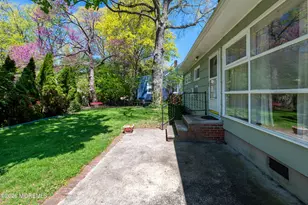 846 Center St, Red Bank, NJ 07701 - Photo 33