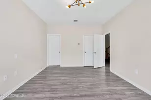 21 Prague Pl, Lakewood, NJ 08701 - Photo 23