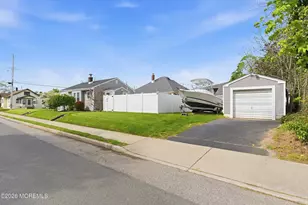 22 Thomas St, Toms River Township, NJ 08753 - Photo 3