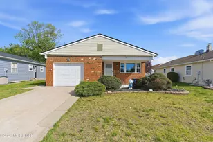 38 Woodstock Dr, Toms River Township, NJ 08757 - Photo 9