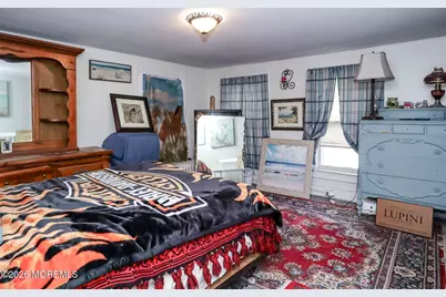 636 Holmdel Road, Hazlet Township, NJ 07730 - Photo 23