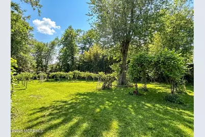 636 Holmdel Road, Hazlet Township, NJ 07730 - Photo 45