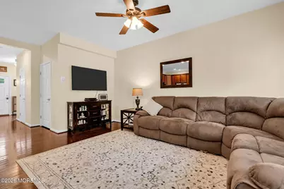 101 Joyce Court, Brick, NJ 08724 - Photo 7