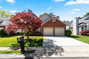 1585 Sweetbay Dr, Toms River Township, NJ 08755 - Photo 3