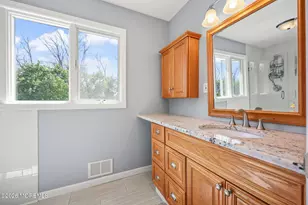 52 Hibernia Way, Freehold, NJ 07728 - Photo 19