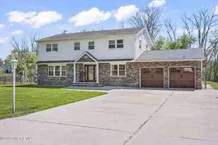 52 Hibernia Way, Freehold, NJ 07728 - Photo 3