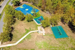 87 Queensbury Ct, Morganville, NJ 07751 - Photo 71