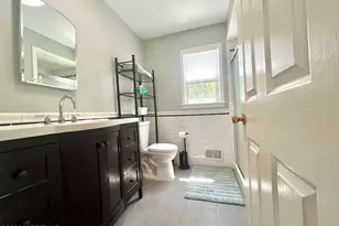16 Templer Way, Hazlet Township, NJ 07730 - Photo 9